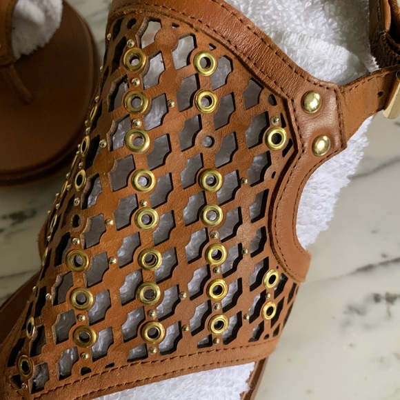 Vince Camuto Tan Sandals 8M - Picture 4 of 11